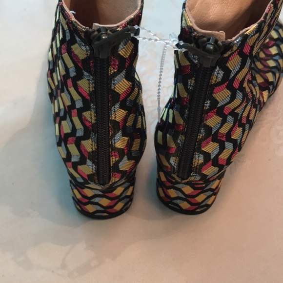 New Anthropologie Joyeux Ankle Boots size 7 - Picture 8 of 14